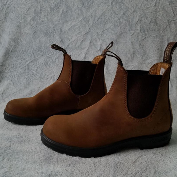 blundstone 562 crazy horse